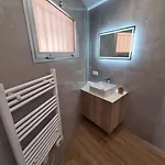 Superbe Proche Μεντόν